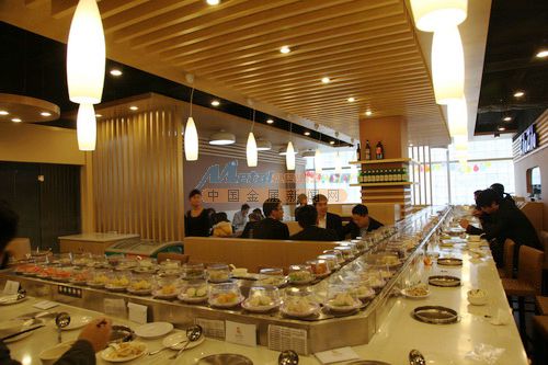 滕州回轉火鍋設備選購的注意事項